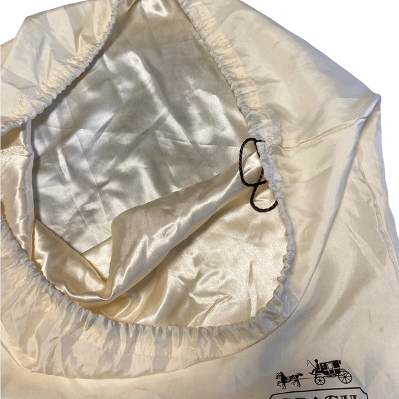 Coach Soho Signature Canvas & Leather Tote Bag F13742 | Like New + Dust Bag - Picture 13 of 13